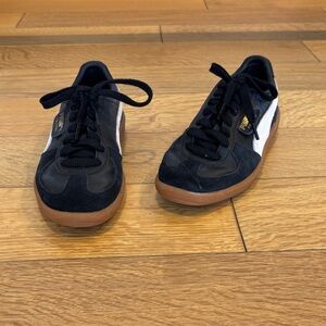 Puma Black and White Women's Sneakers